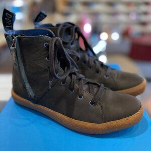 JOHN FLUEVOG FLYVOGS "DUBB" - BLACK - MENS 9 or WOMENS 11